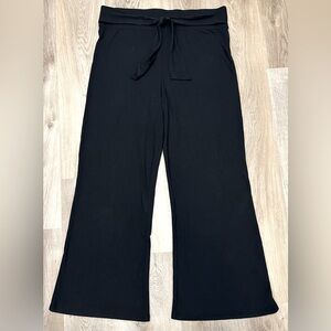 Aerie Pull On Style Ribbed Black Flare Pants with Waist Tie size XL